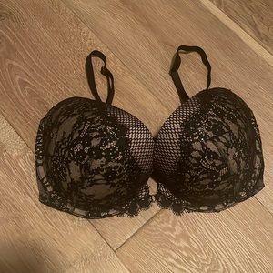VICTORIAS SECRET bra
